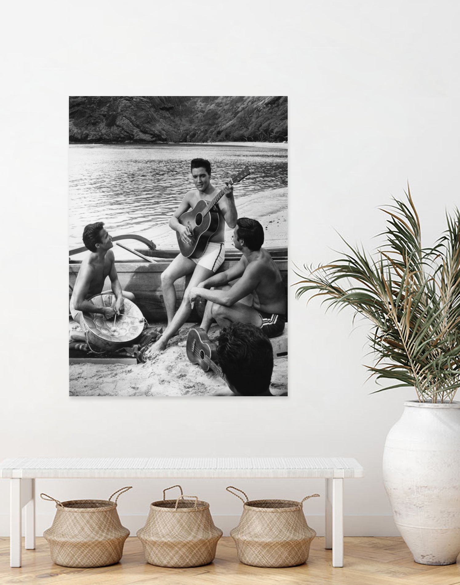 Elvis Presley, Blue Hawaii 1961 Directed By Norman Taurog by Bridgeman Images on GIANT ART - black and whtie photography