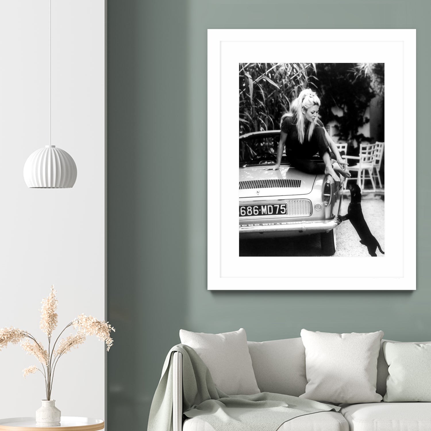 Brigitte Bardot with her dog in St. Tropez, 1962 by M Studio on GIANT ART - black and white photographie bardot