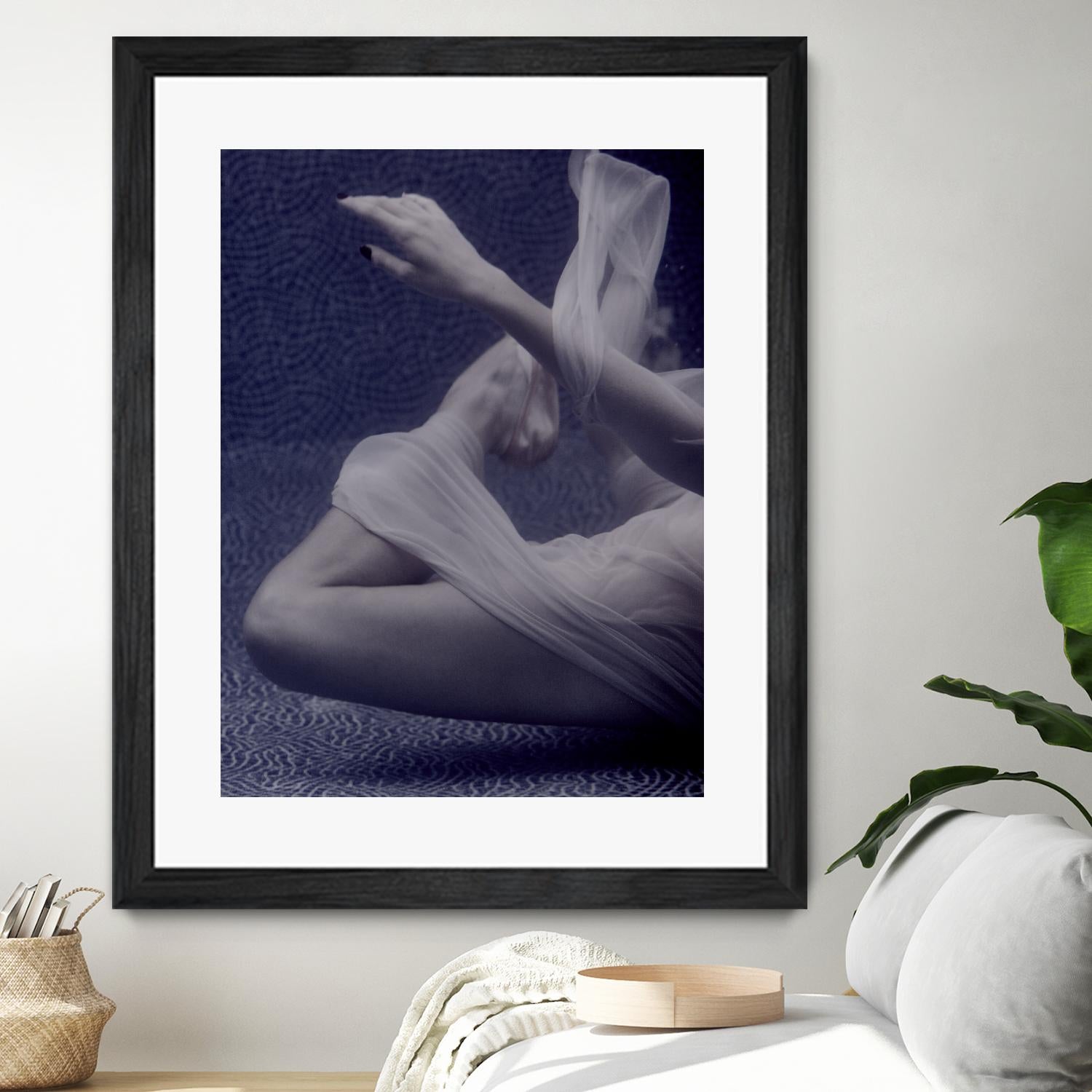 Float 1 by Peter Morneau on GIANT ART - blue figurative dancer