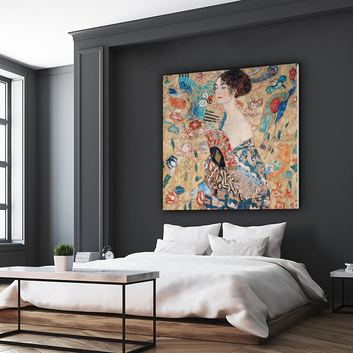 Woman with fan by Gustav Klimt on GIANT ART - gold masters féminité