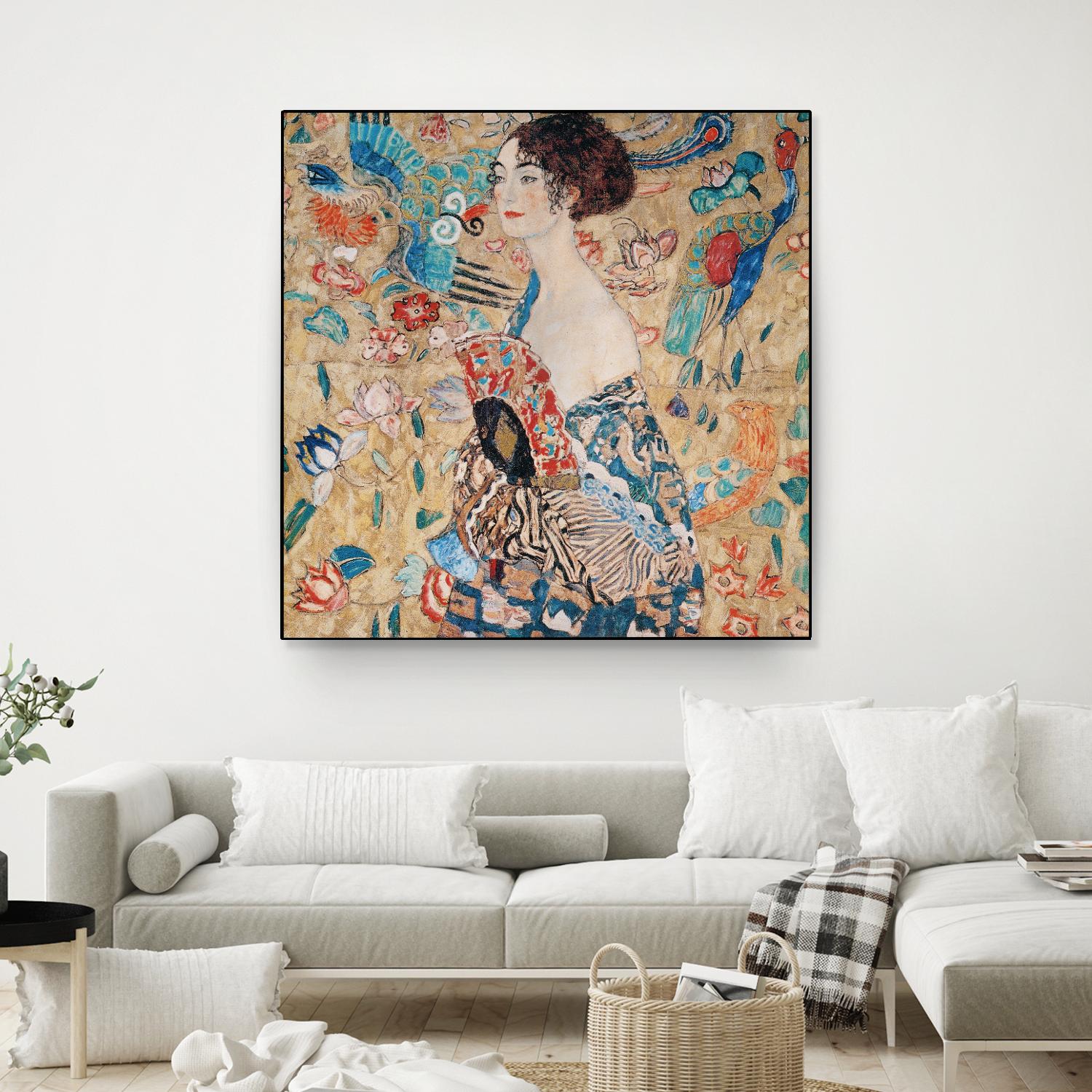 Woman with fan by Gustav Klimt on GIANT ART - gold masters féminité