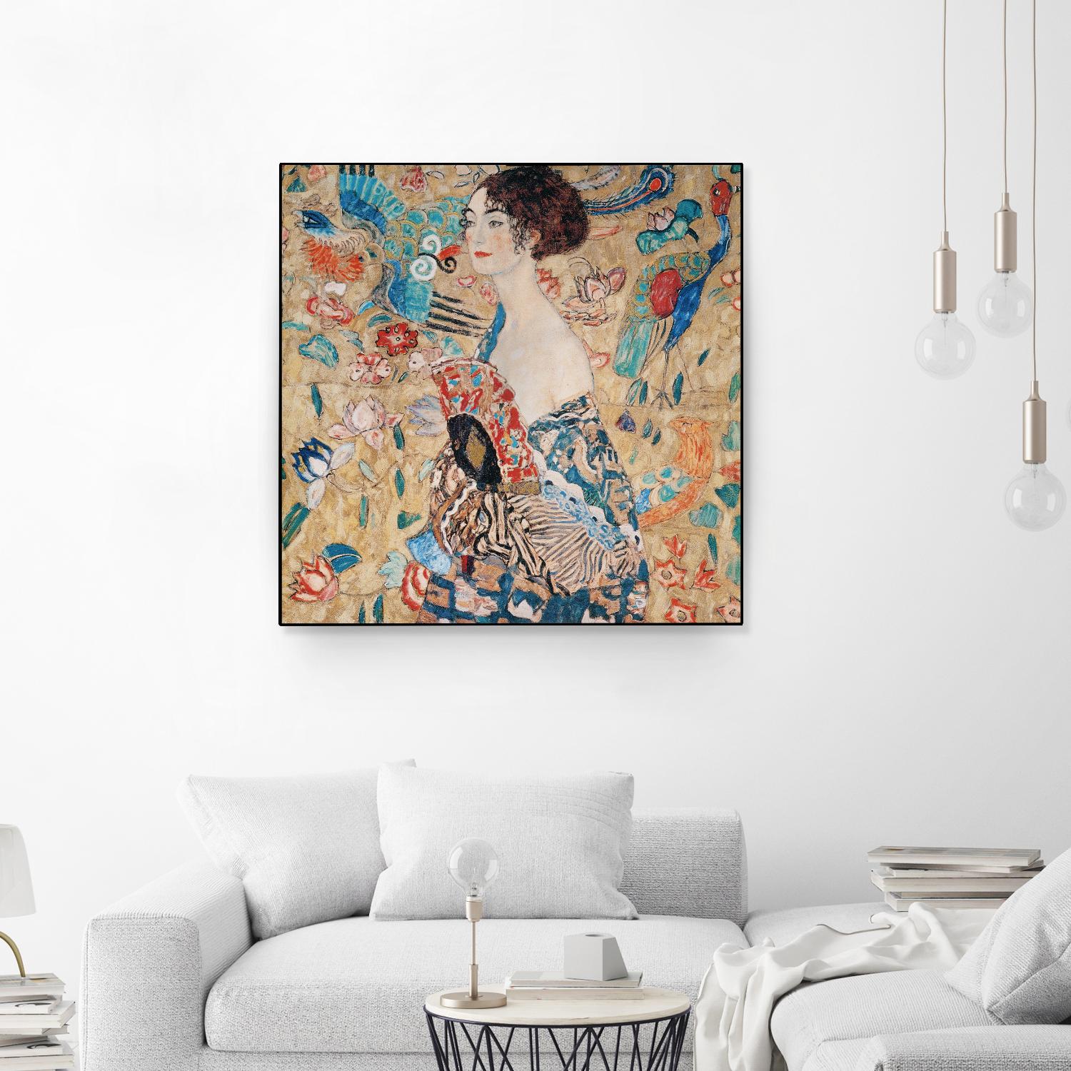 Woman with fan by Gustav Klimt on GIANT ART - gold masters féminité