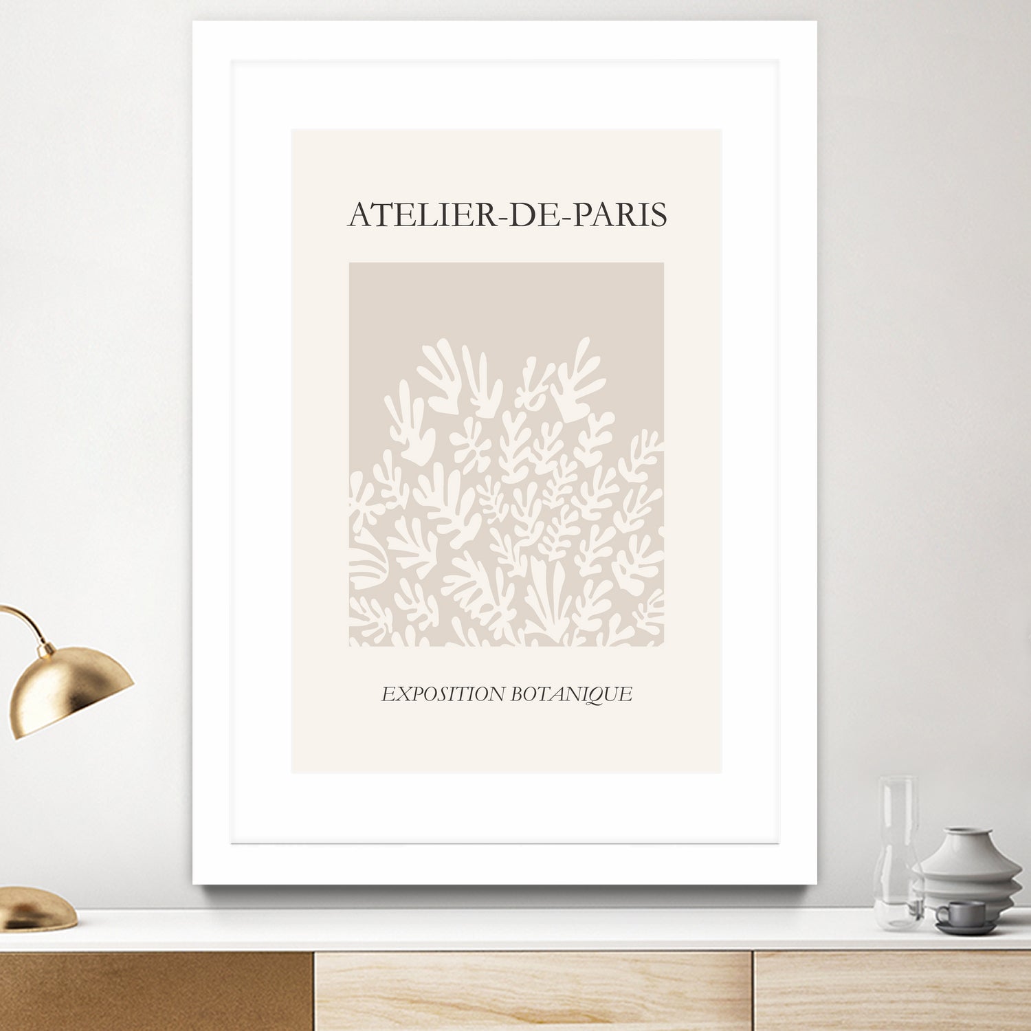 Le pouvoir des fleurs IV by M Studio on GIANT ART - beige