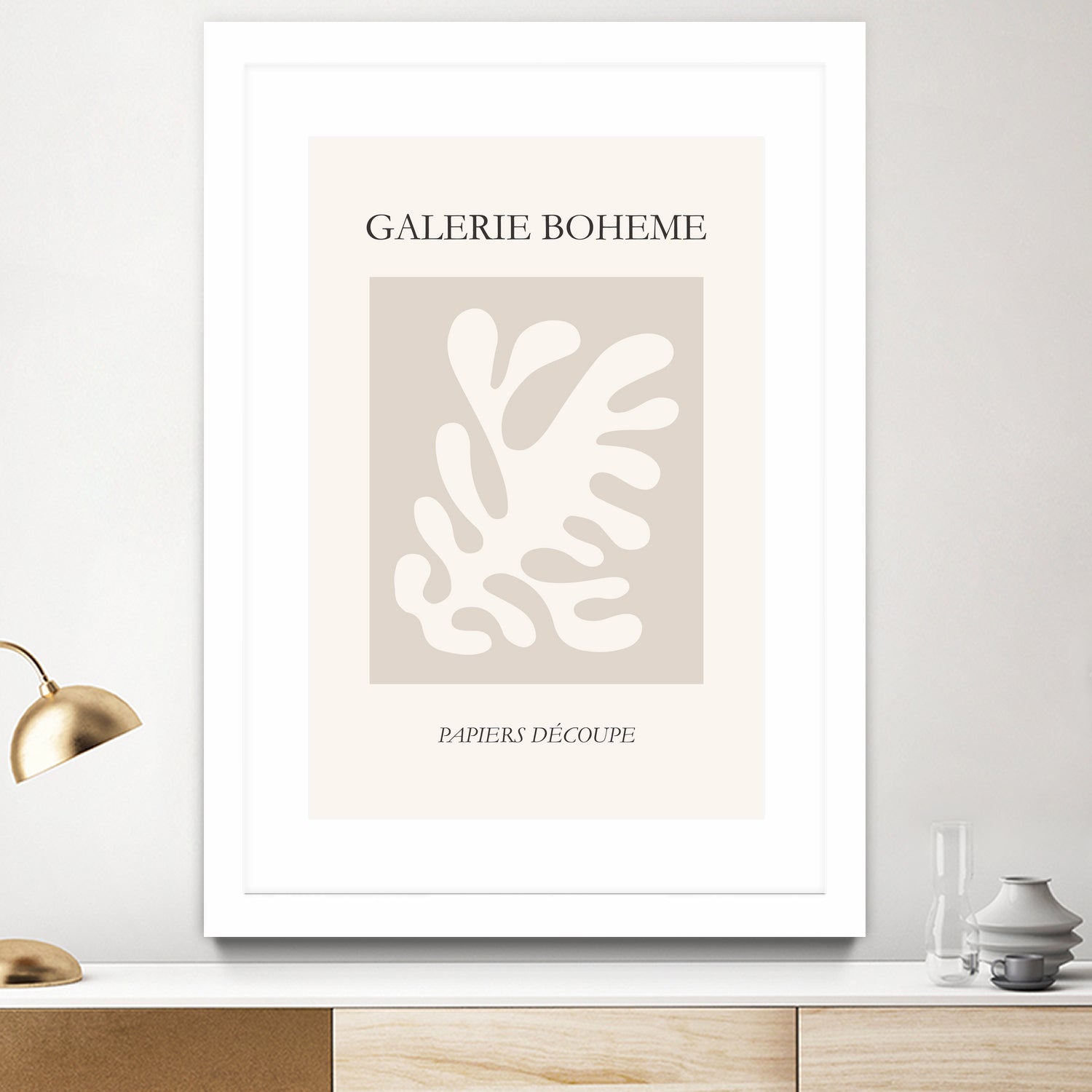 Le pouvoir des fleurs II by M Studio on GIANT ART - beige