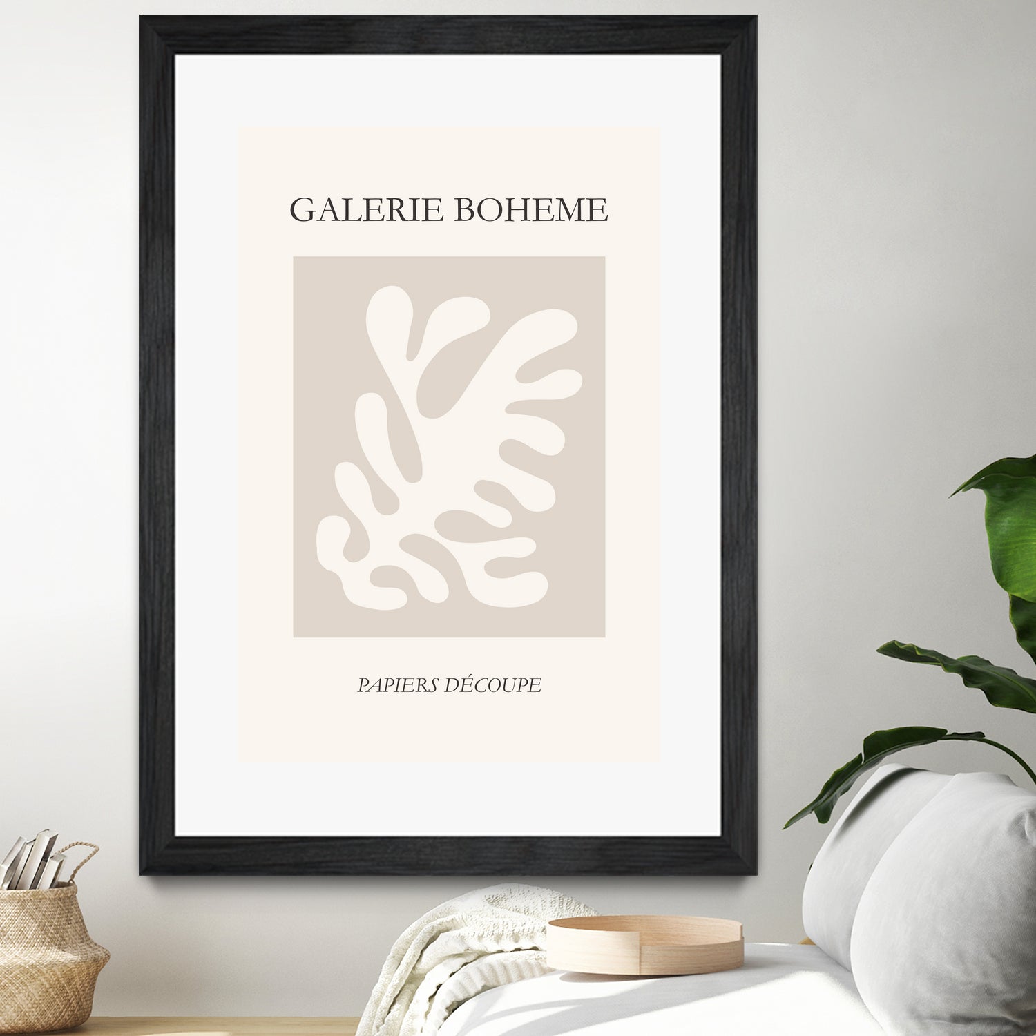 Le pouvoir des fleurs II by M Studio on GIANT ART - beige