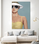 Glamour Rays by Daleno Art on GIANT ART - beige abstract figure