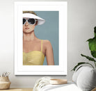 Glamour Rays by Daleno Art on GIANT ART - beige figurative figure