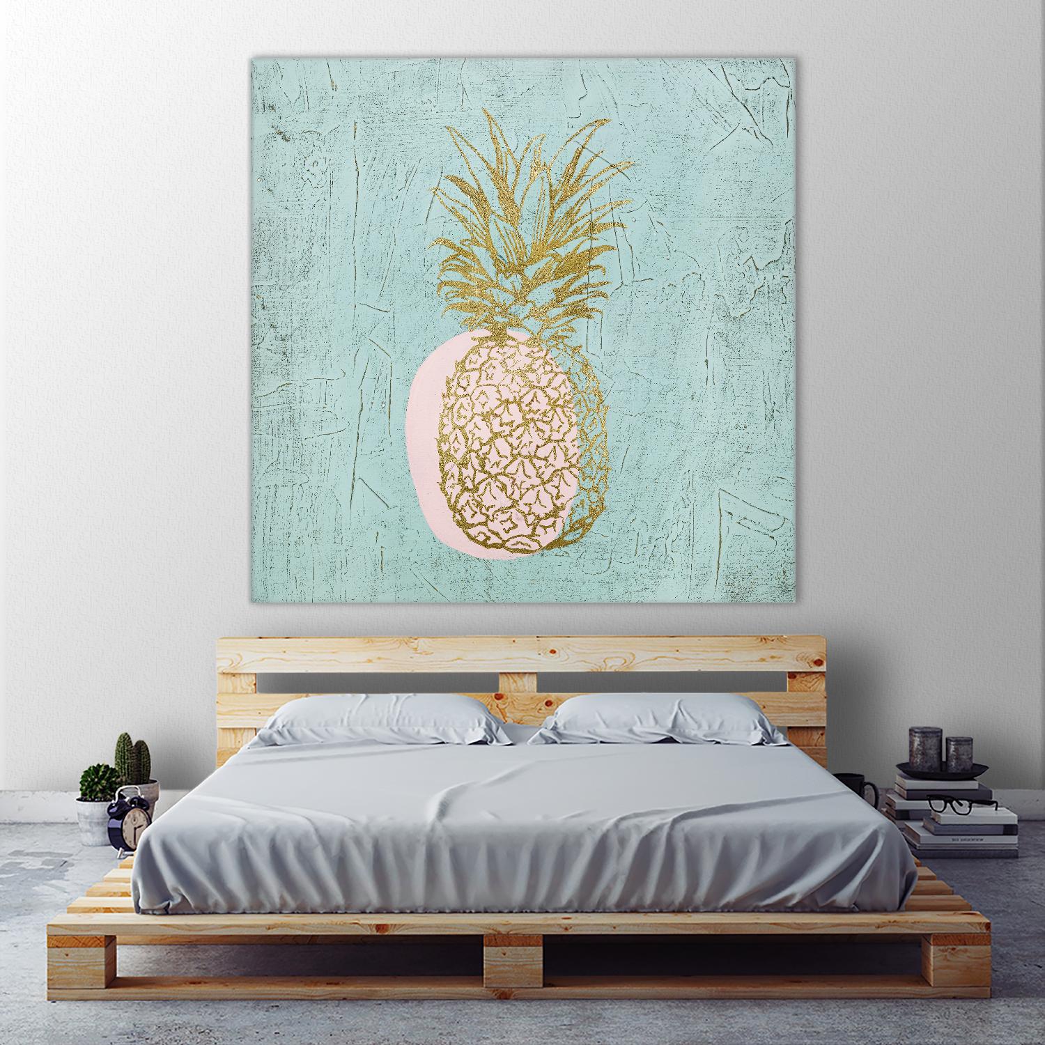 Golden Pineapple by Stefano Altamura on GIANT ART - gold still life
