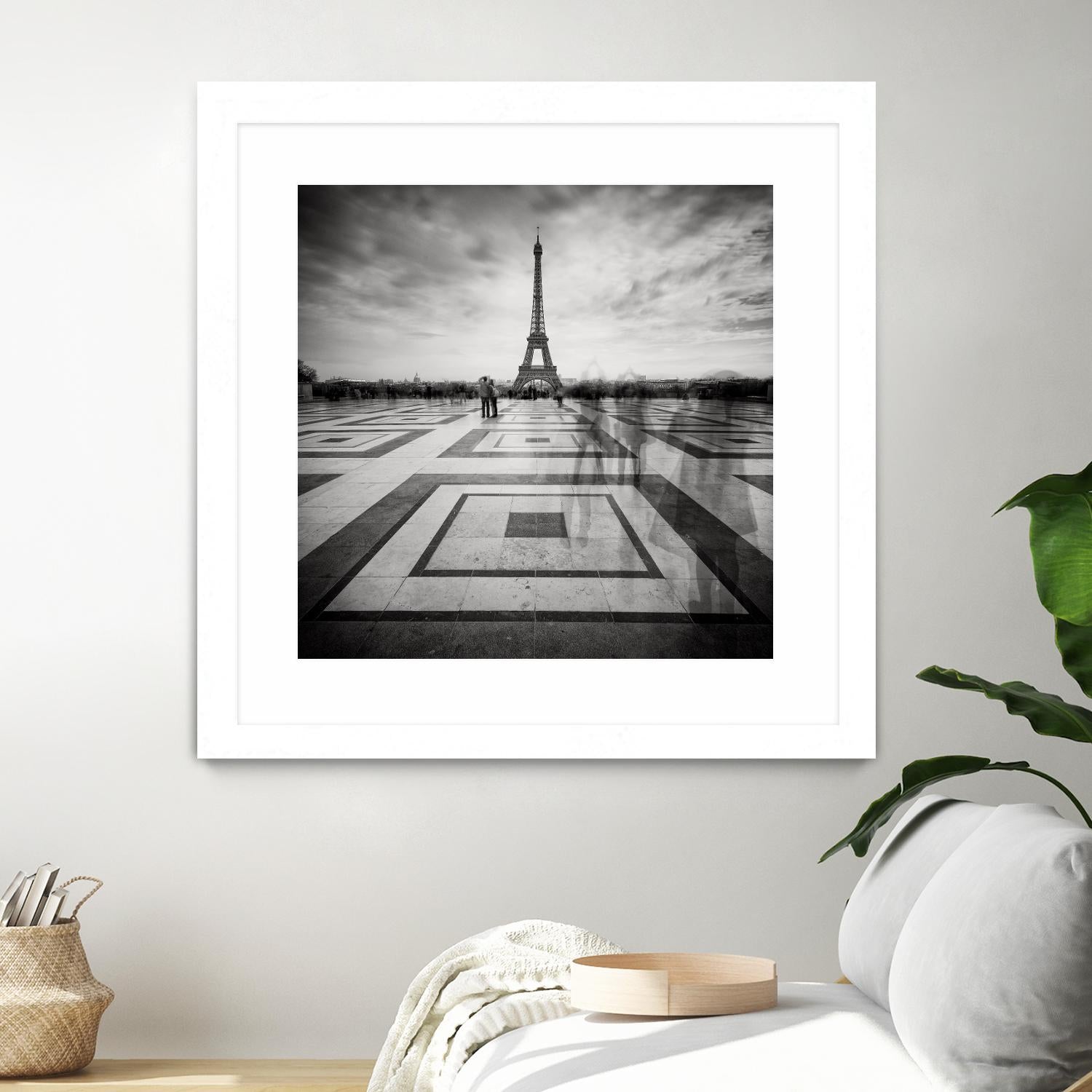 Tourists by Wilco Dragt on GIANT ART - multicolor photography; landscapes; people/places