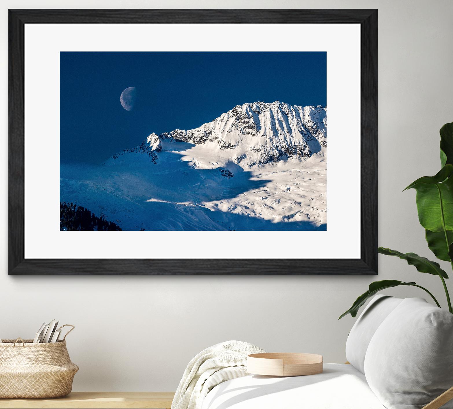 Moon by Vladimir Kostka on GIANT ART - multicolor photography; landscapes