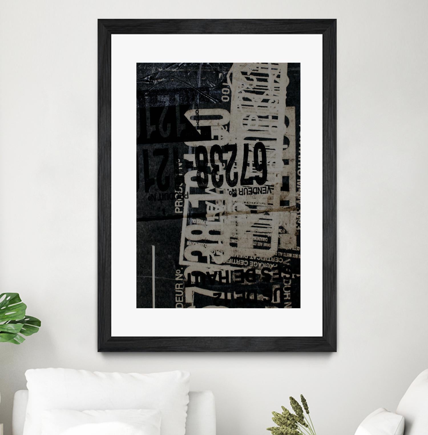 Greek to Me I by Enrico Varrasso on GIANT ART - grey abstract