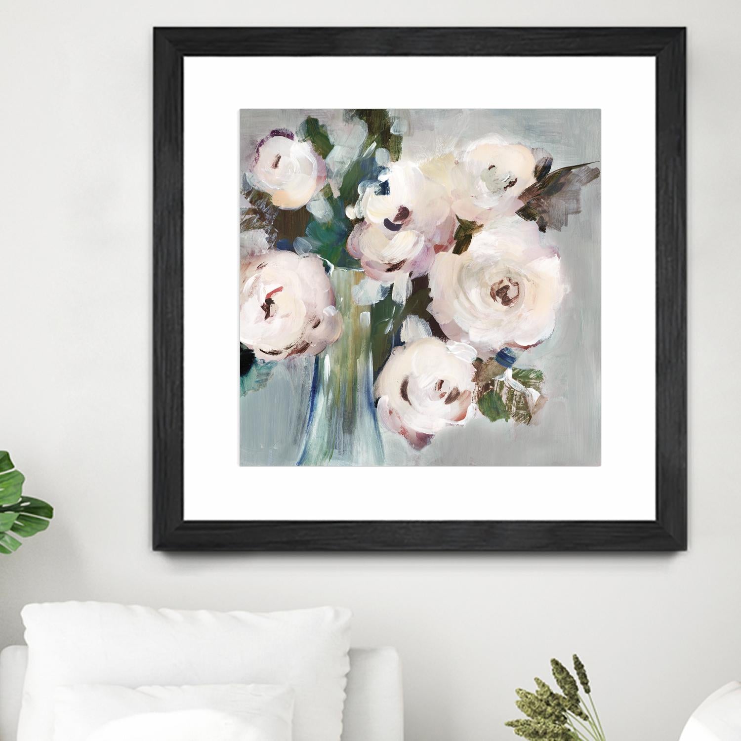 Pale Pink Bouquet I by Valeria Mravyan on GIANT ART - grey floral