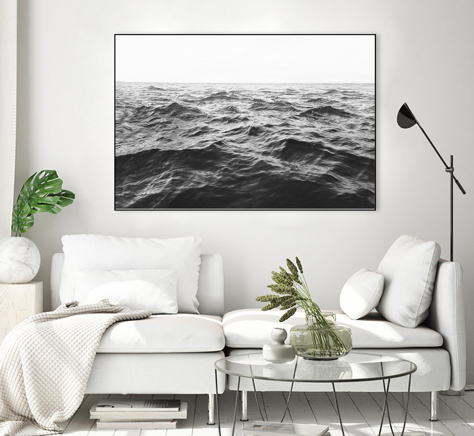 Wavy Horizon BW by Kathrin Pienaar on GIANT ART - landscape sea