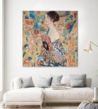 Woman with fan by Gustav Klimt on GIANT ART - gold masters féminité