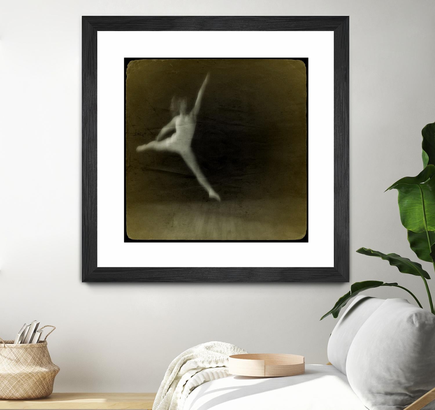 Dancing motion I by Jean-François Dupuis on GIANT ART - beige music - dance ballerine