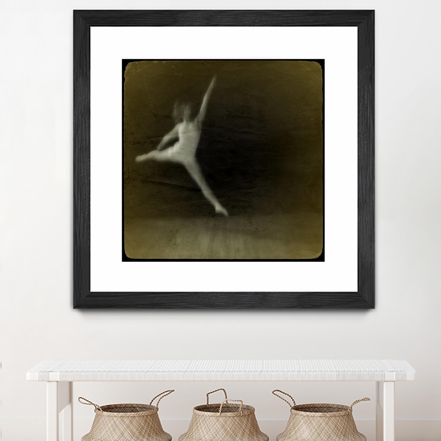 Dancing motion I by Jean-François Dupuis on GIANT ART - beige music - dance ballerine