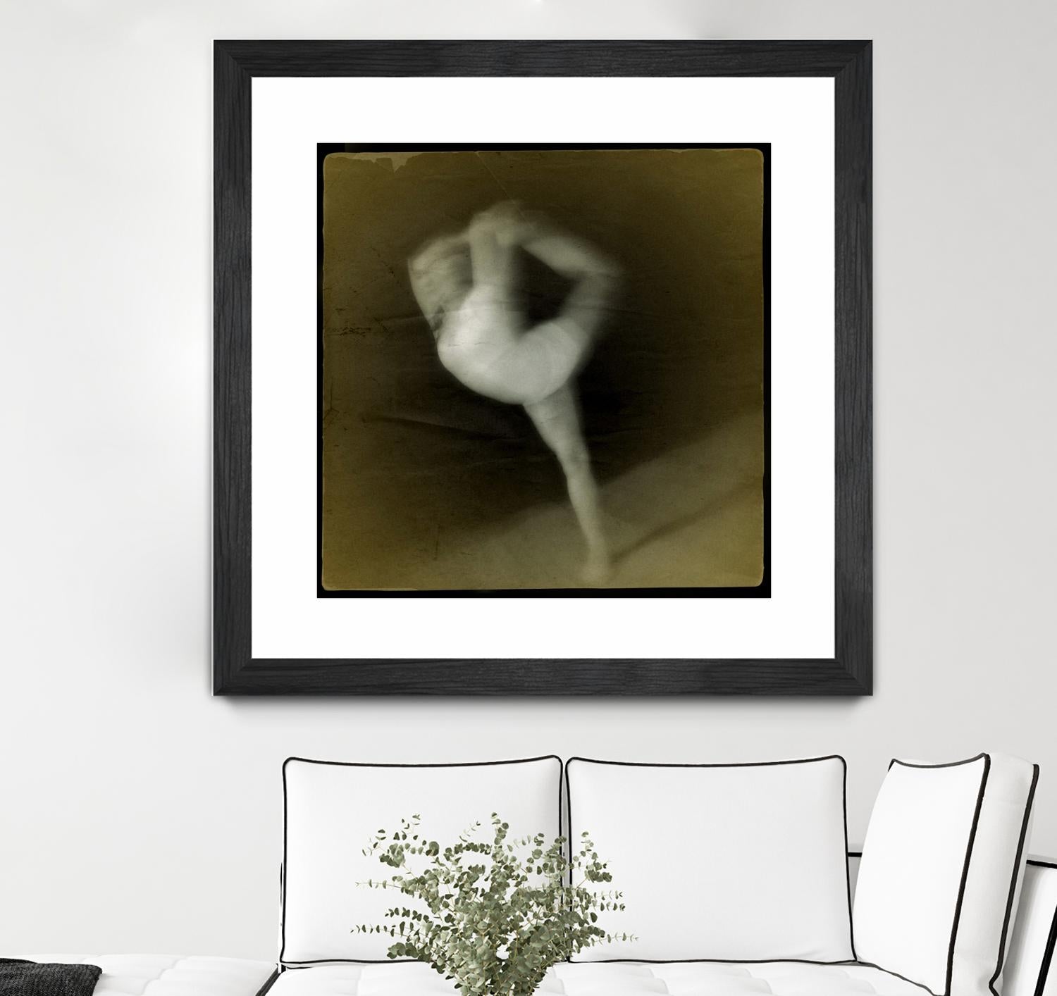 Dancing motion II by Jean-François Dupuis on GIANT ART - beige music - dance ballerine