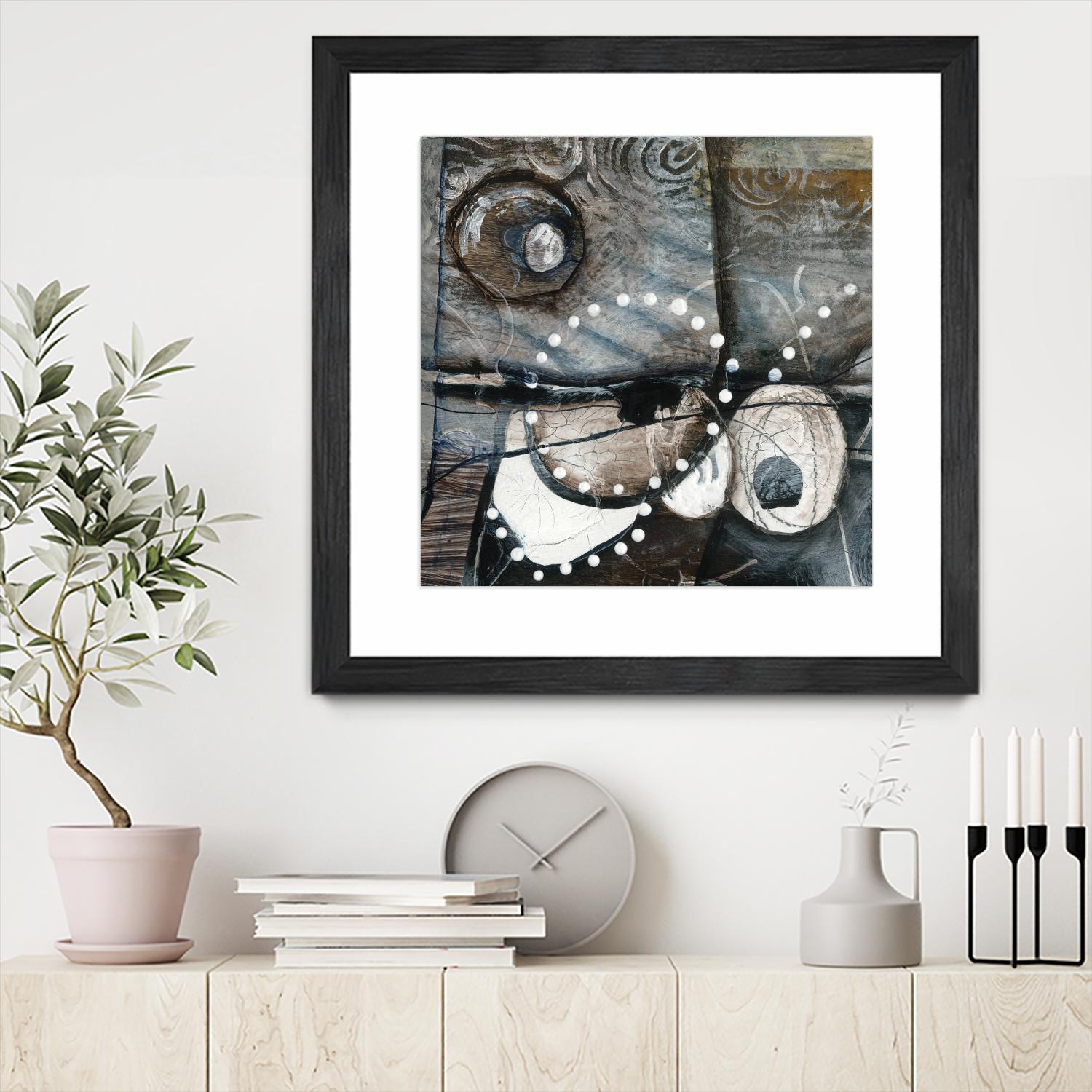 Irrégularité de l'écorce (Détail 1) by Sylvie Cloutier on GIANT ART - grey abstract