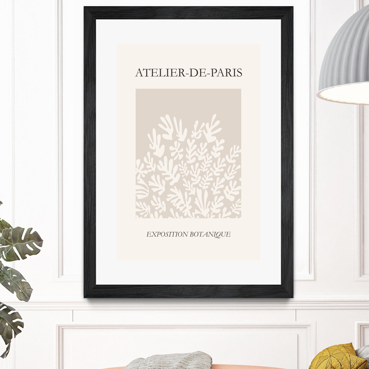 Le pouvoir des fleurs IV by M Studio on GIANT ART - beige