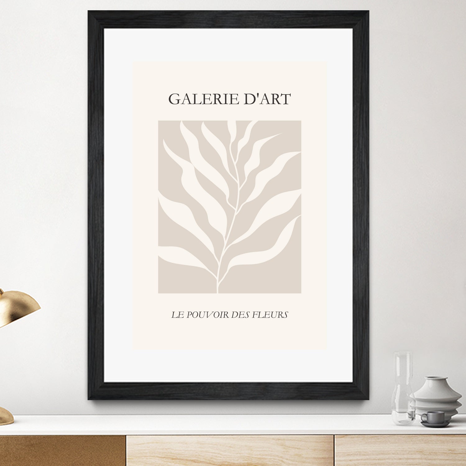 Le pouvoir des fleurs III by M Studio on GIANT ART - beige