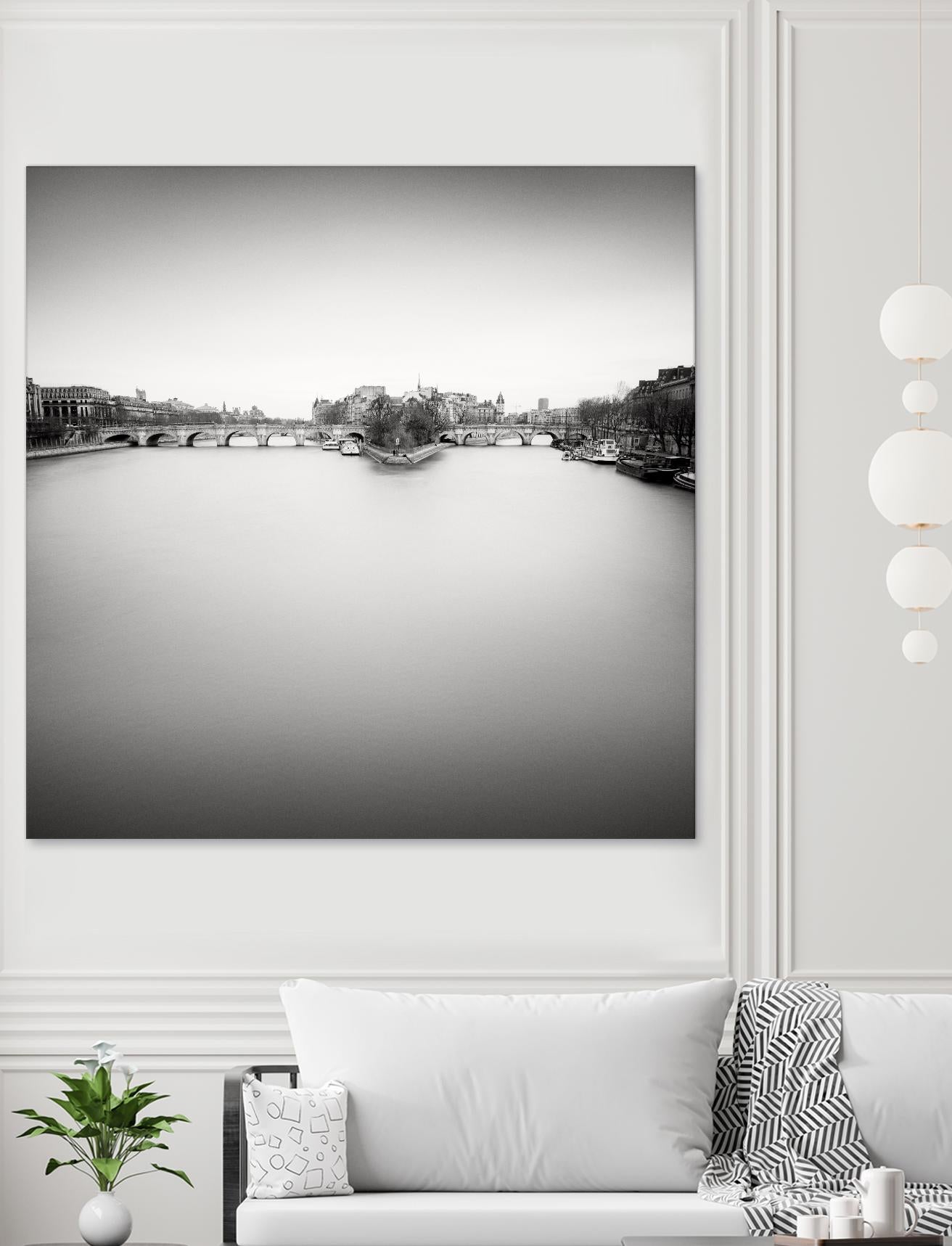Ile de la Cite by Wilco Dragt on GIANT ART - multicolor photography; landscapes; people/places
