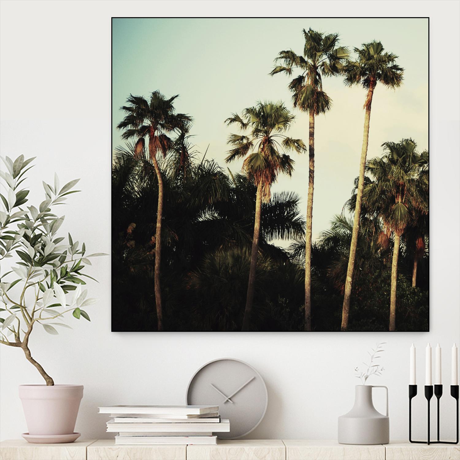 Beverly Hills I by Chelsea Victoria on GIANT ART - green botanical palm tree